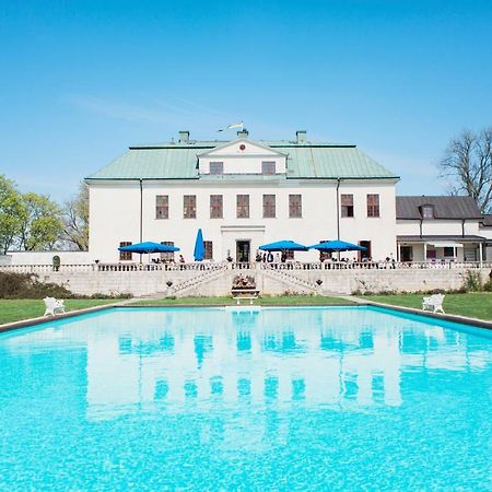 Haringe Slott Hotel Vasterhaninge Exterior photo